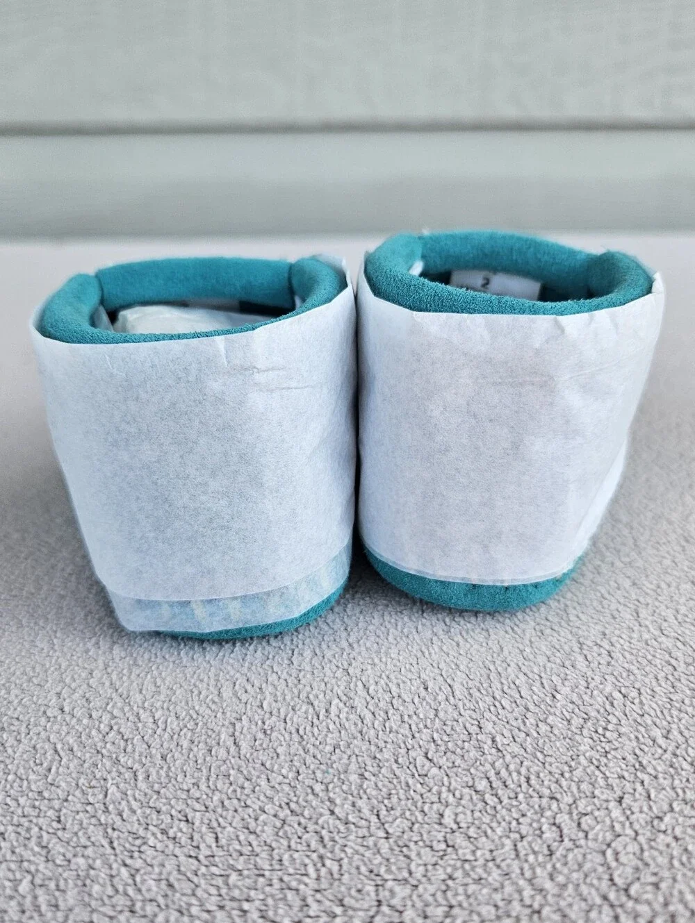 Minnetonka Riley Moccasin Booties Turquoise Baby Infant SZ 2 Western Fringe